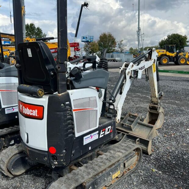 Bobcat Kompaktbagger Typ E10